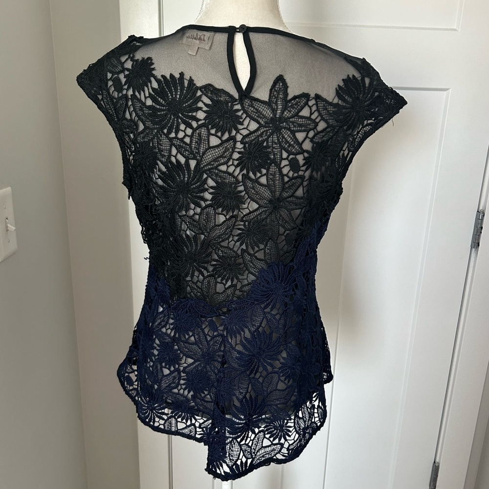 Anthropologie Deletta Sheer Floral Lace Top - Picture 3 of 10